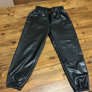 Girl’s faux leather pants. Size M 7/8. Art Class.